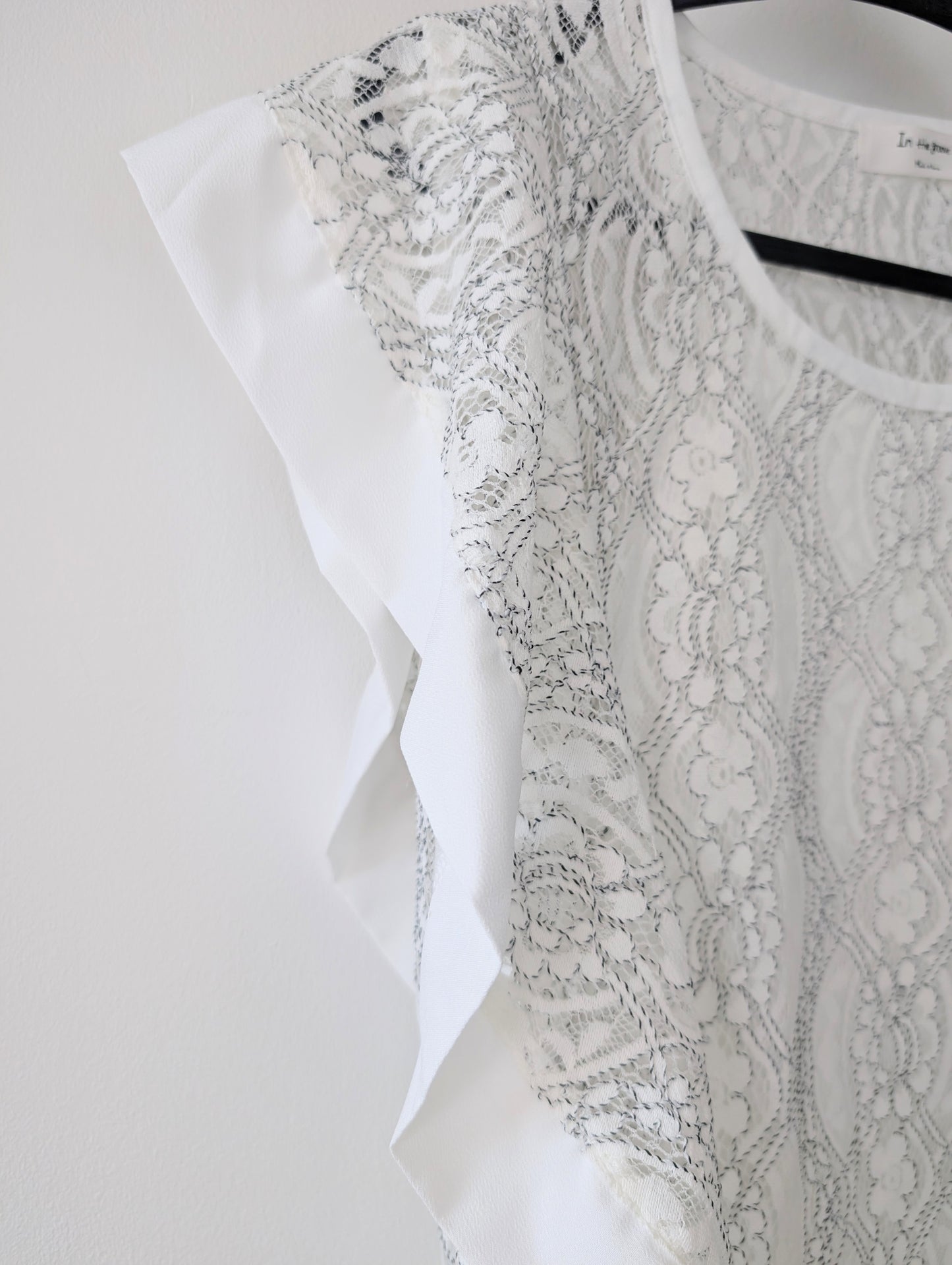 Ruffle Embroidery Korea