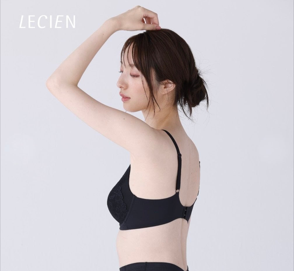 W.L. Wireless Lift up Bra Japan